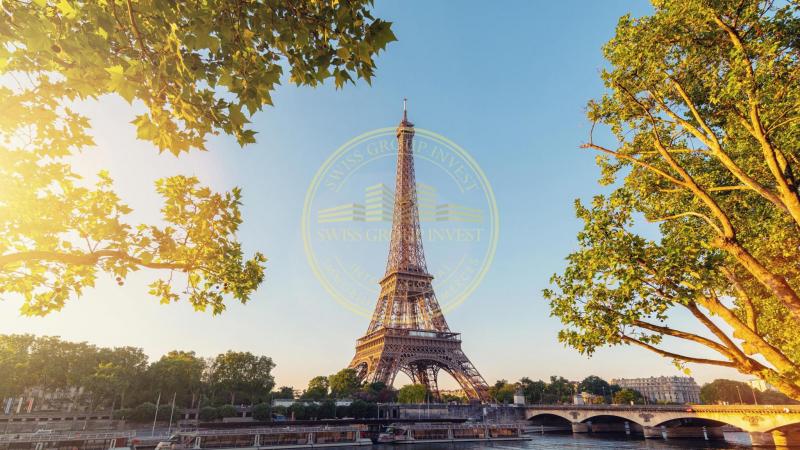 Hôtel de luxe 5* situé dans le 8e arrondissement de Paris, France