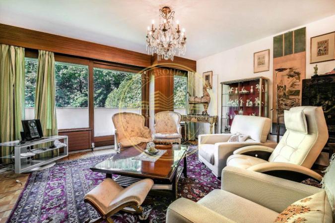 5.5 room apartment with upscale residence cachet, Cologny Geneva